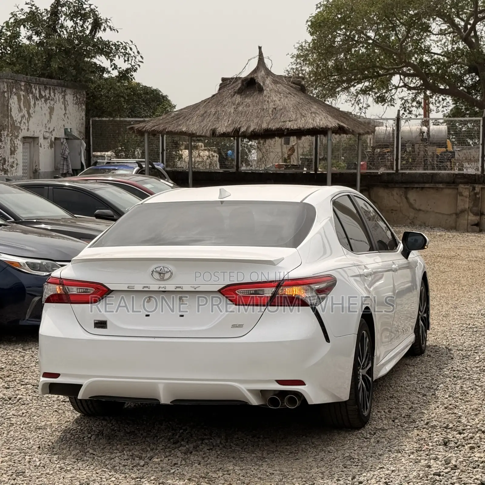 Toyota Camry 2019 White