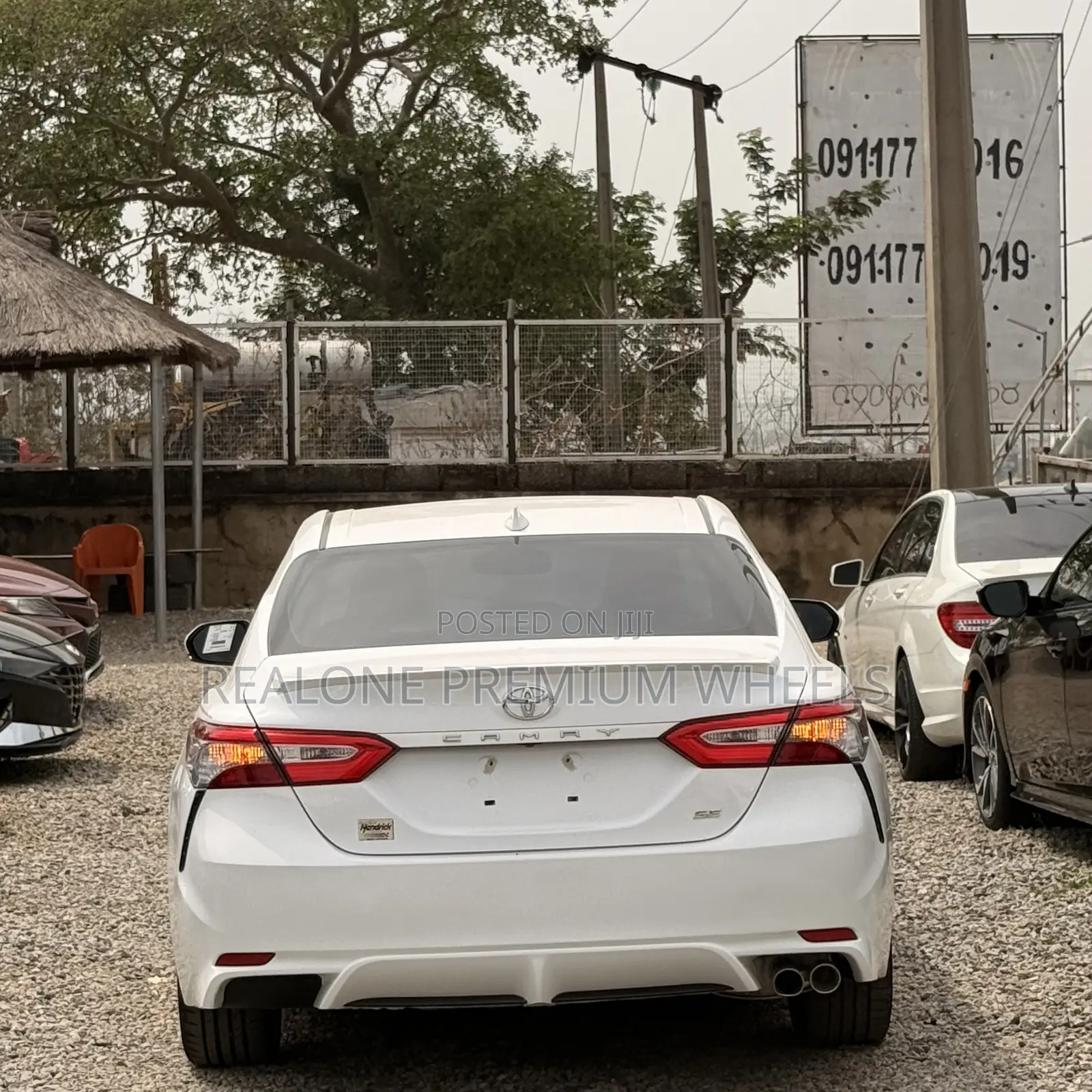 Toyota Camry 2019 White