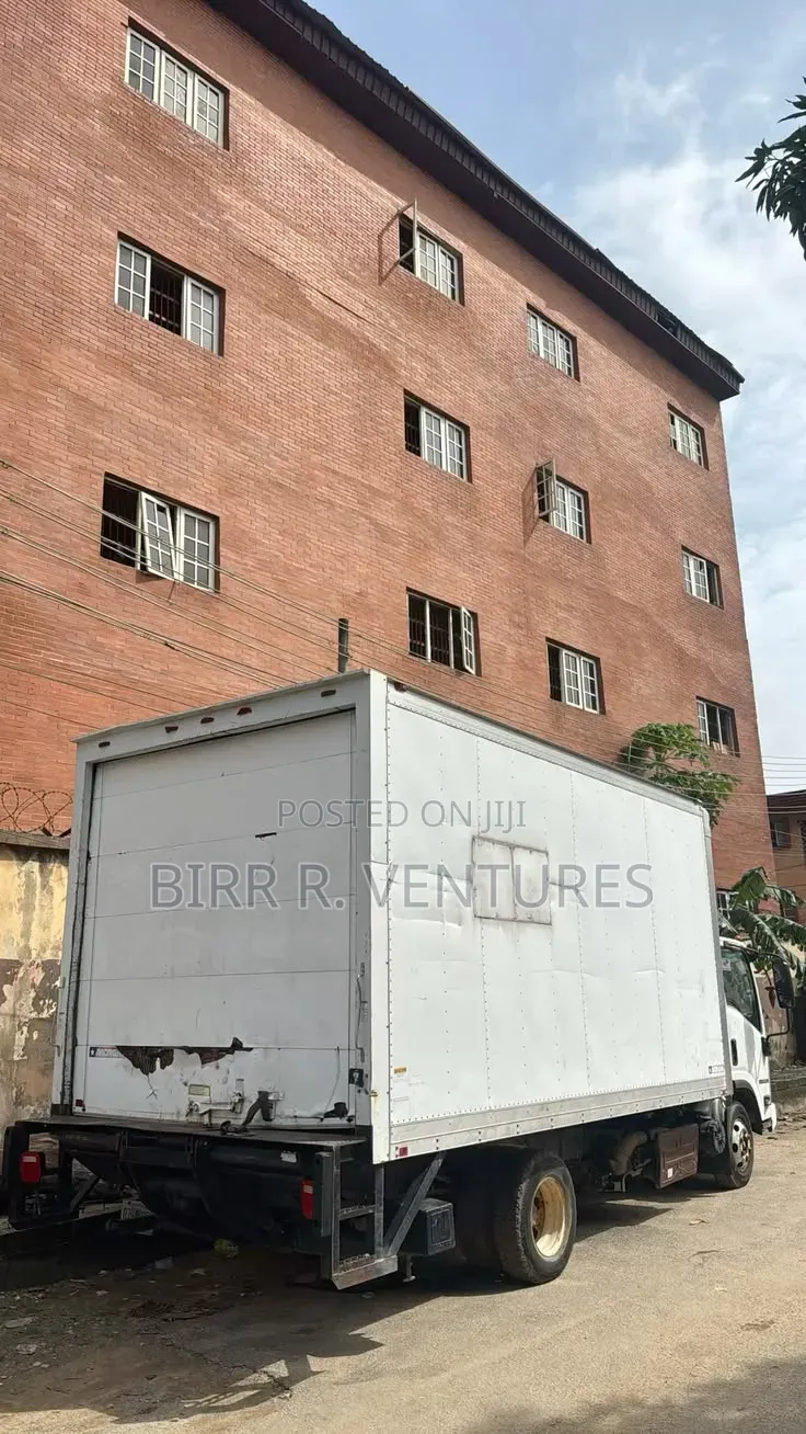 20-Ton Truck for Regional Distribution