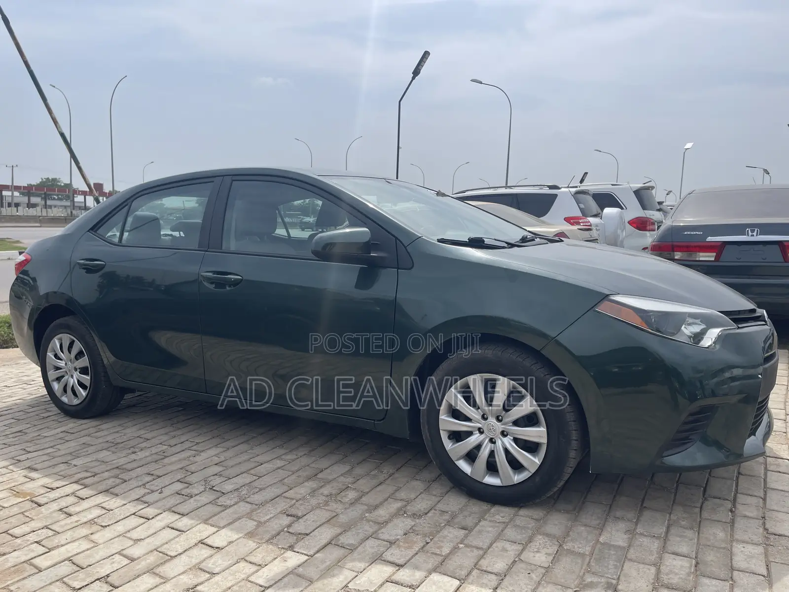 Toyota Corolla LE Eco 4dr Sedan (1.8L 4cyl CVT) 2015 Green