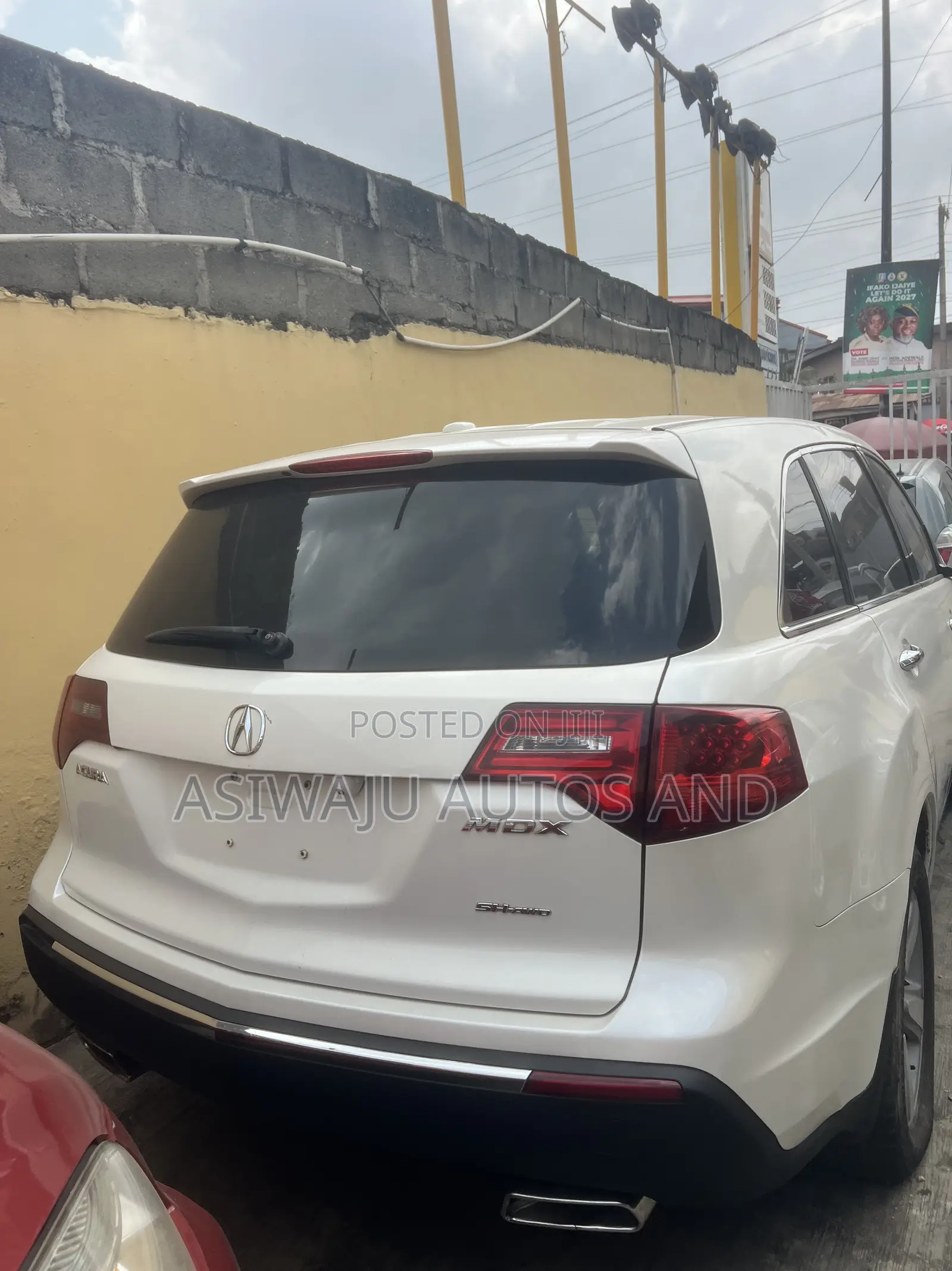 Acura MDX SUV 4dr AWD (3.7L 6cyl 6A) 2011 White