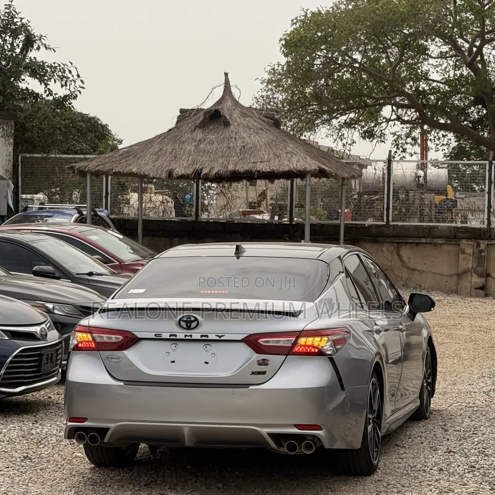 Toyota Camry XSE V6 (3.5L V6 8A) 2019 Silver