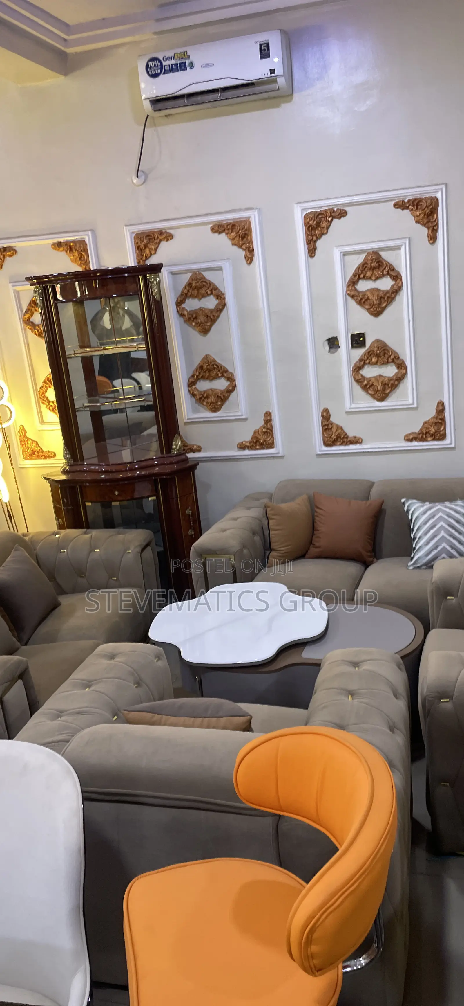 Classic Sittings Room Sofa Turkish Luxury Center Table and Bar