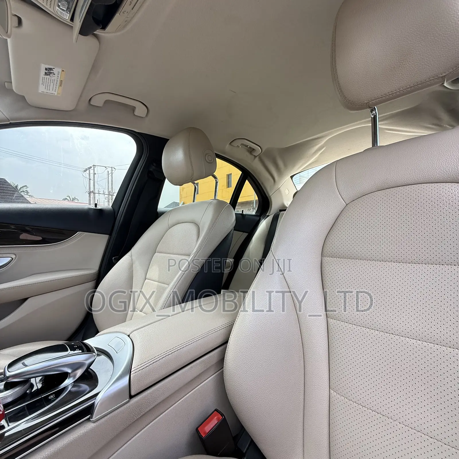 Mercedes-Benz C300 2015 White