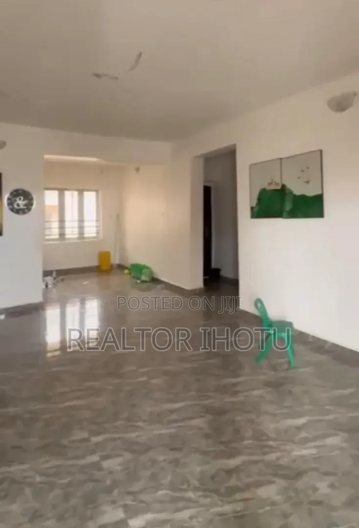 2bdrm Block of Flats in Idu for sale