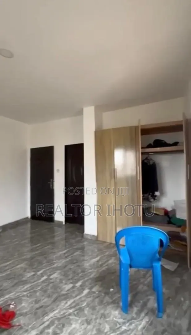 2bdrm Block of Flats in Idu for sale