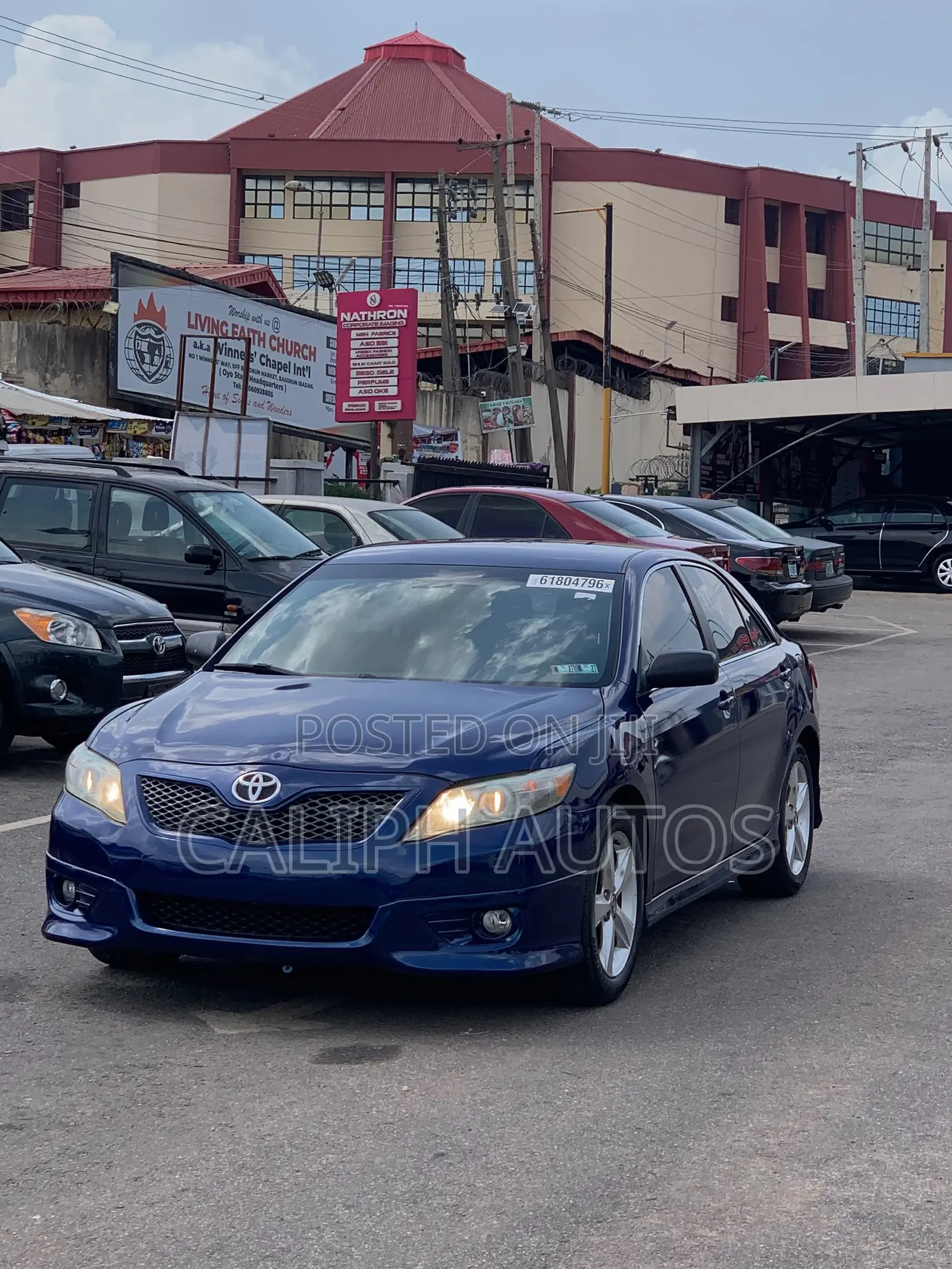Toyota Camry SE 4dr Sedan (2.5L 4cyl 6AM) 2010 Blue