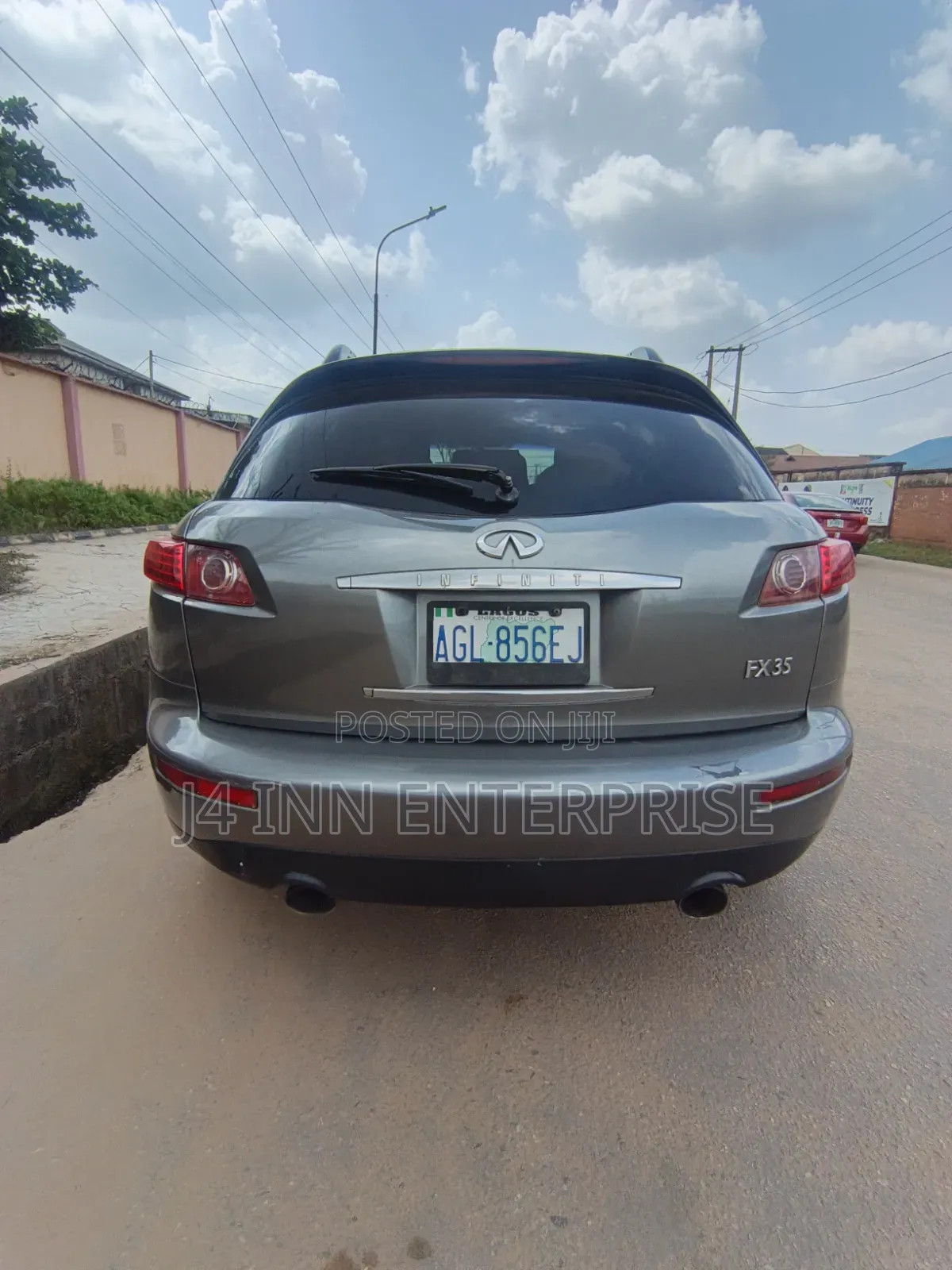 Infiniti FX35 2010