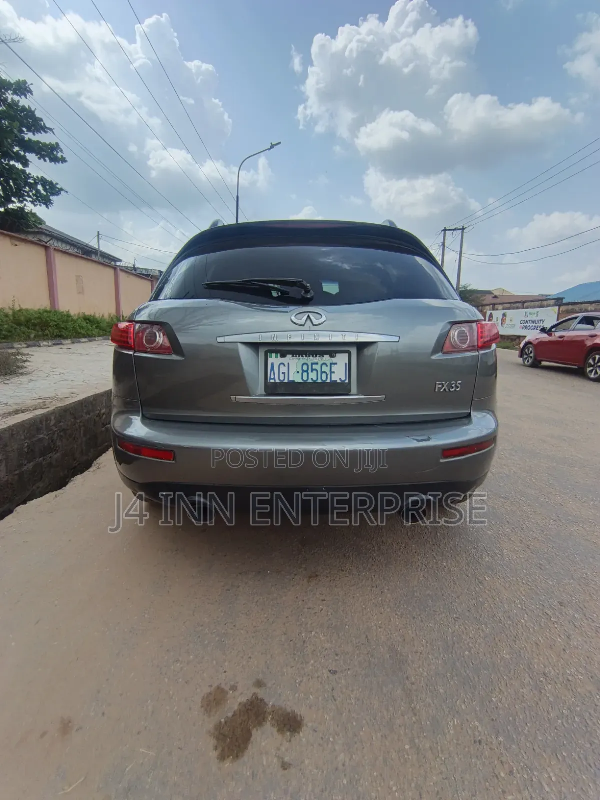 Infiniti FX35 2010