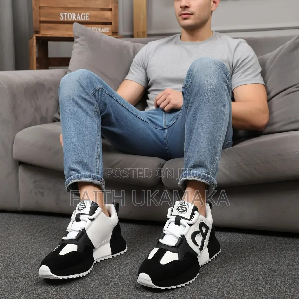 High Quality Sport Sneakers