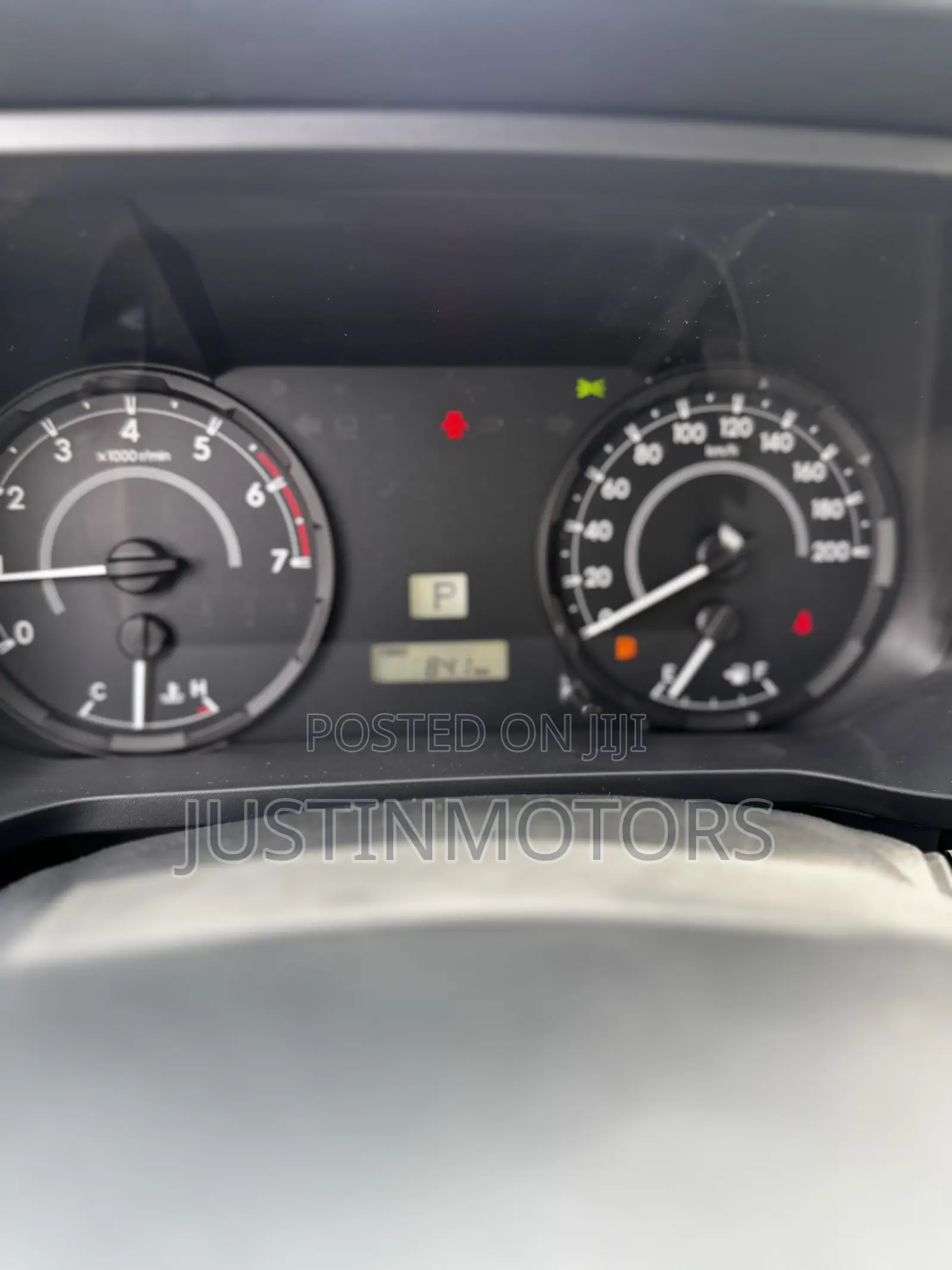 New Toyota Hilux Active (Hybrid) 2026 Gray