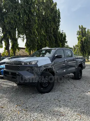 New Toyota Hilux Active (Hybrid) 2026 Gray