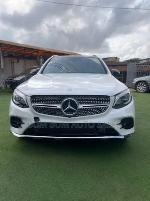 Mercedes-Benz GLC-Class 2017 White