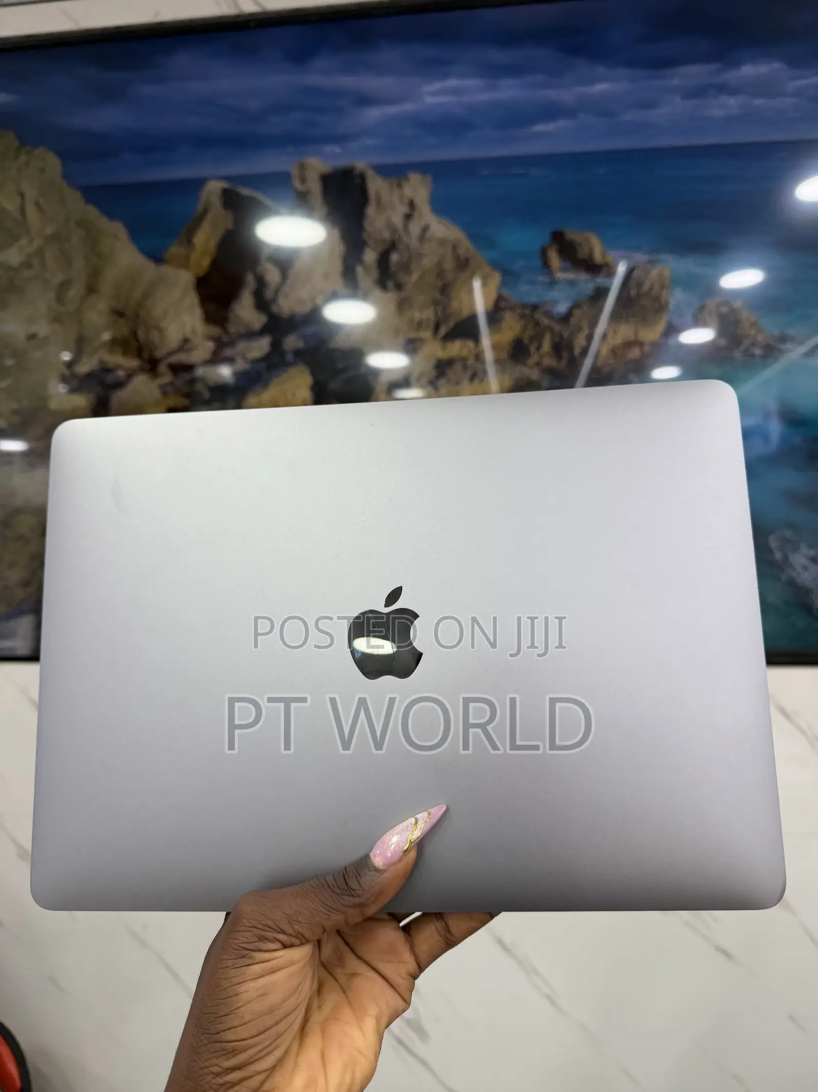 Laptop Apple MacBook Pro 2018 16GB Intel Core i5 SSD 512GB