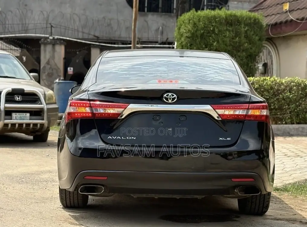 Toyota Avalon 2013 Black