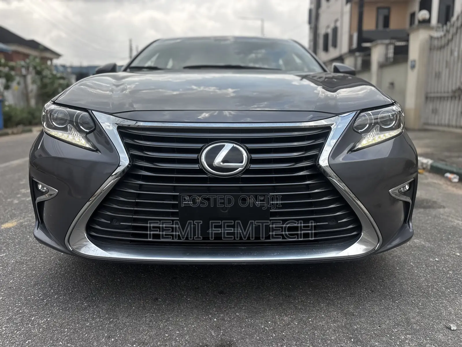 Lexus ES 2016 Gray