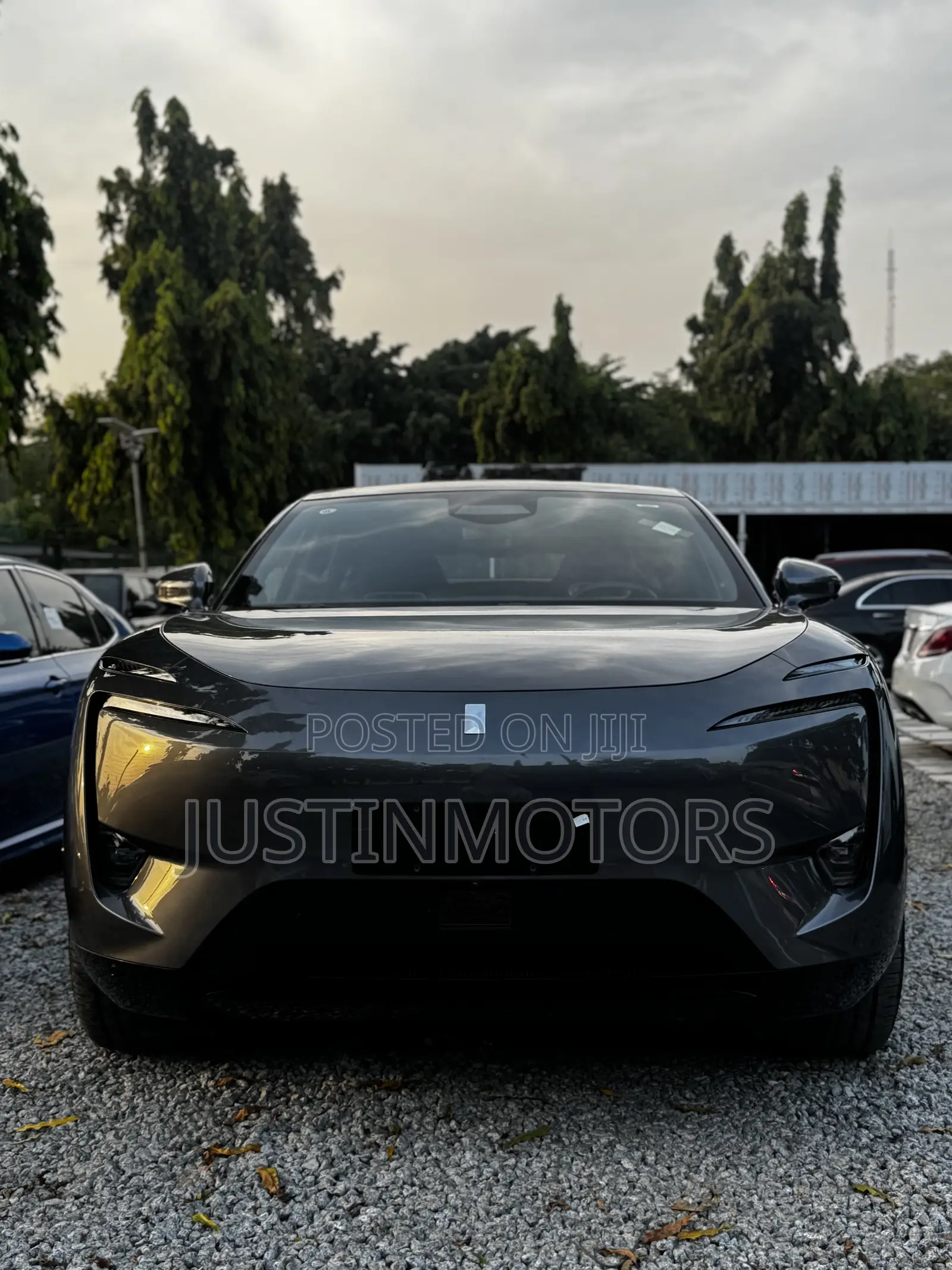 New Avatr 11 2025 Gray