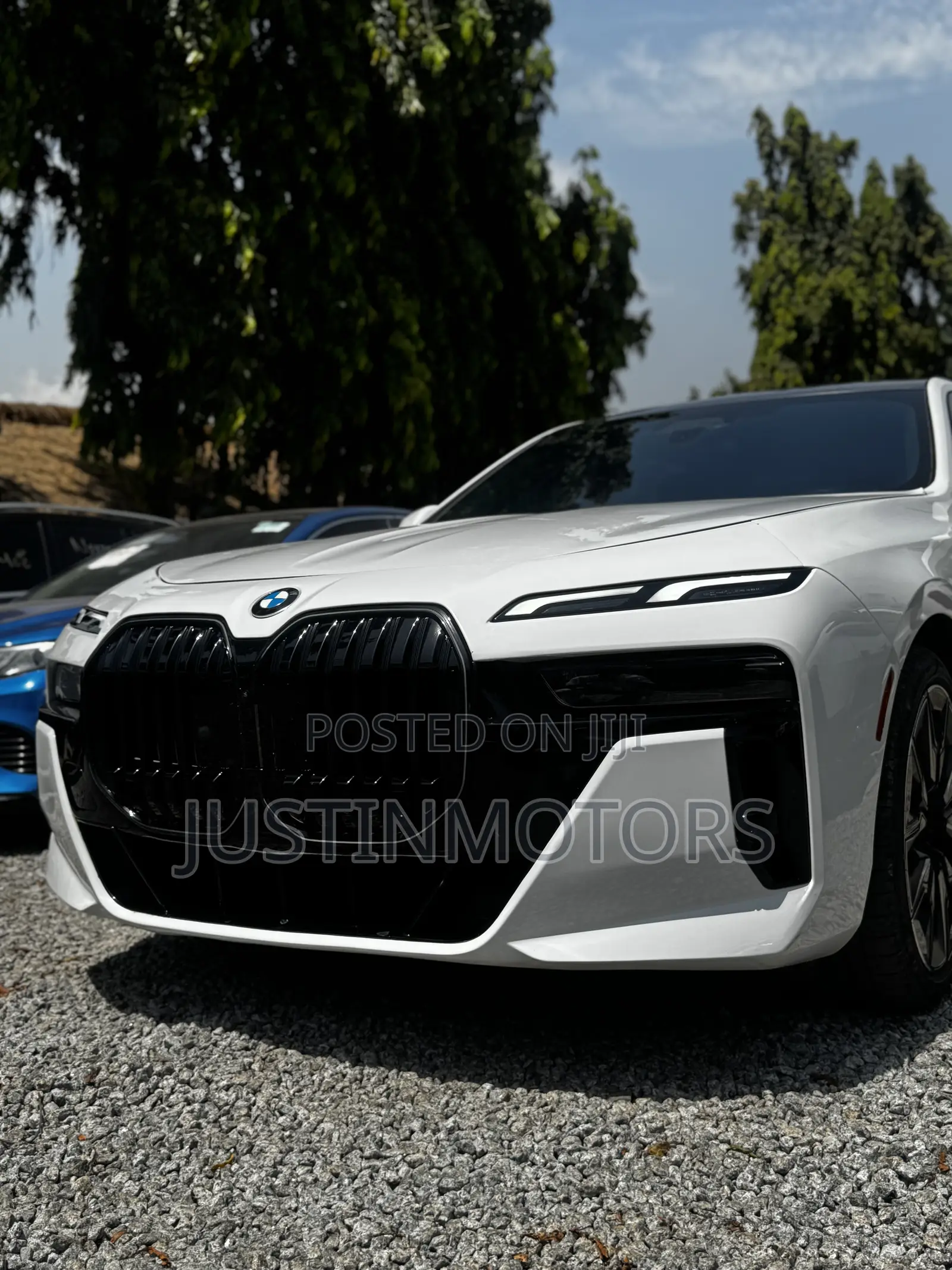 BMW 7 Series 740i xDrive AWD 2025 White