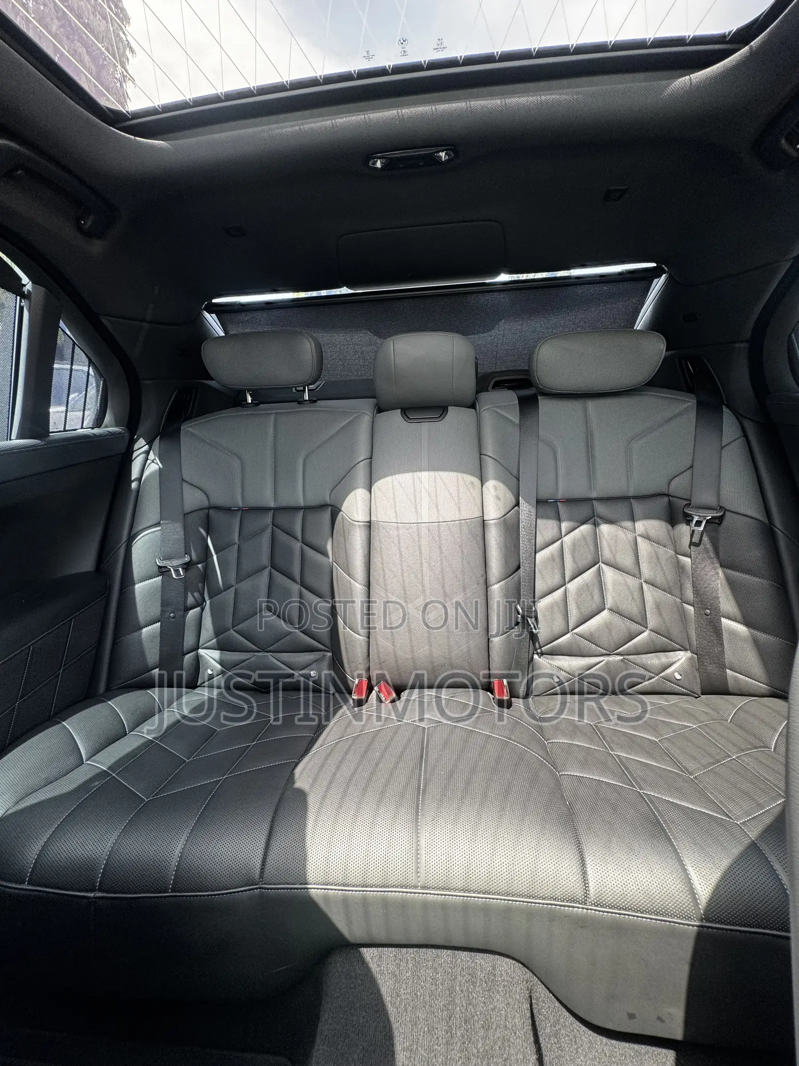 BMW 7 Series 740i xDrive AWD 2025 White