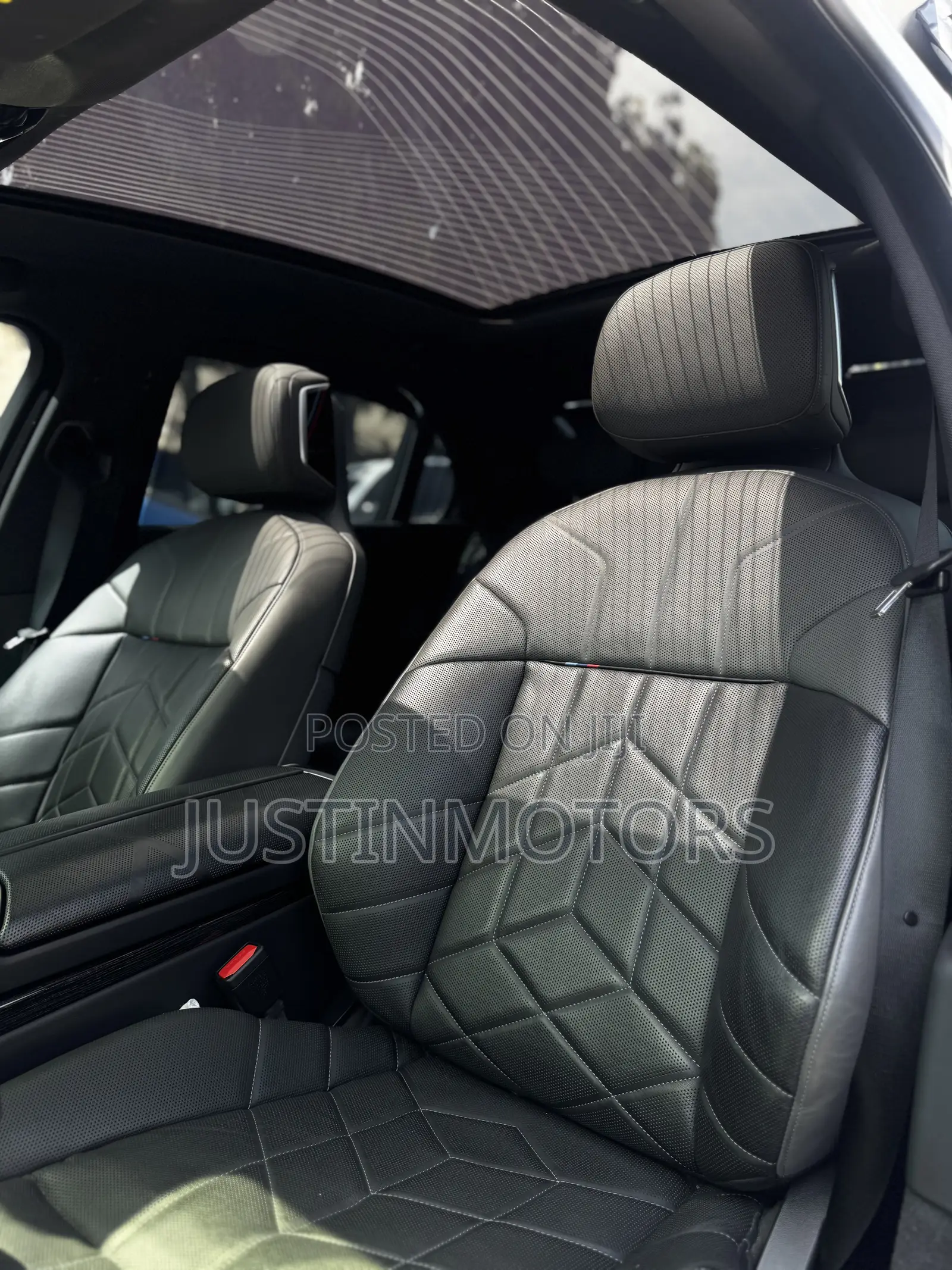 BMW 7 Series 740i xDrive AWD 2025 White