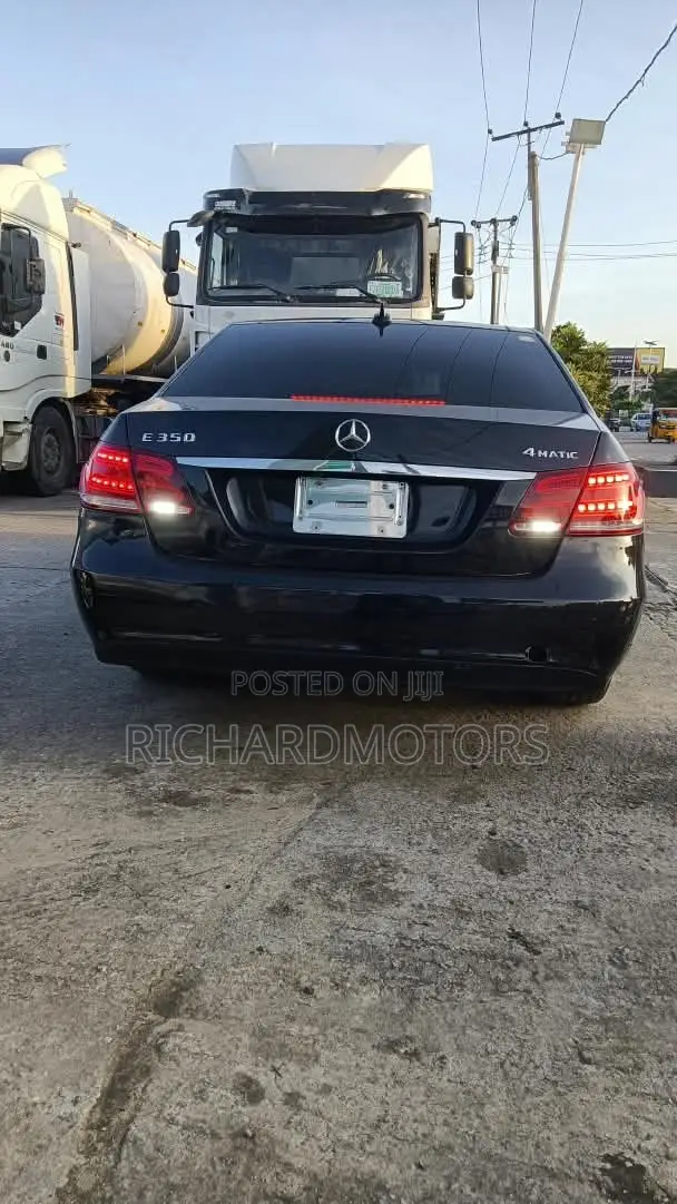 Mercedes-Benz E-Class 2014 Black