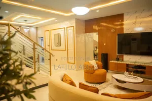 3 Bedroom 
With Snooker Board and Pool
Self Compound