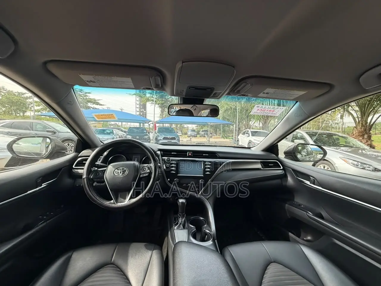 Toyota Camry SE FWD (2.5L 4cyl 8AM) 2018 Black