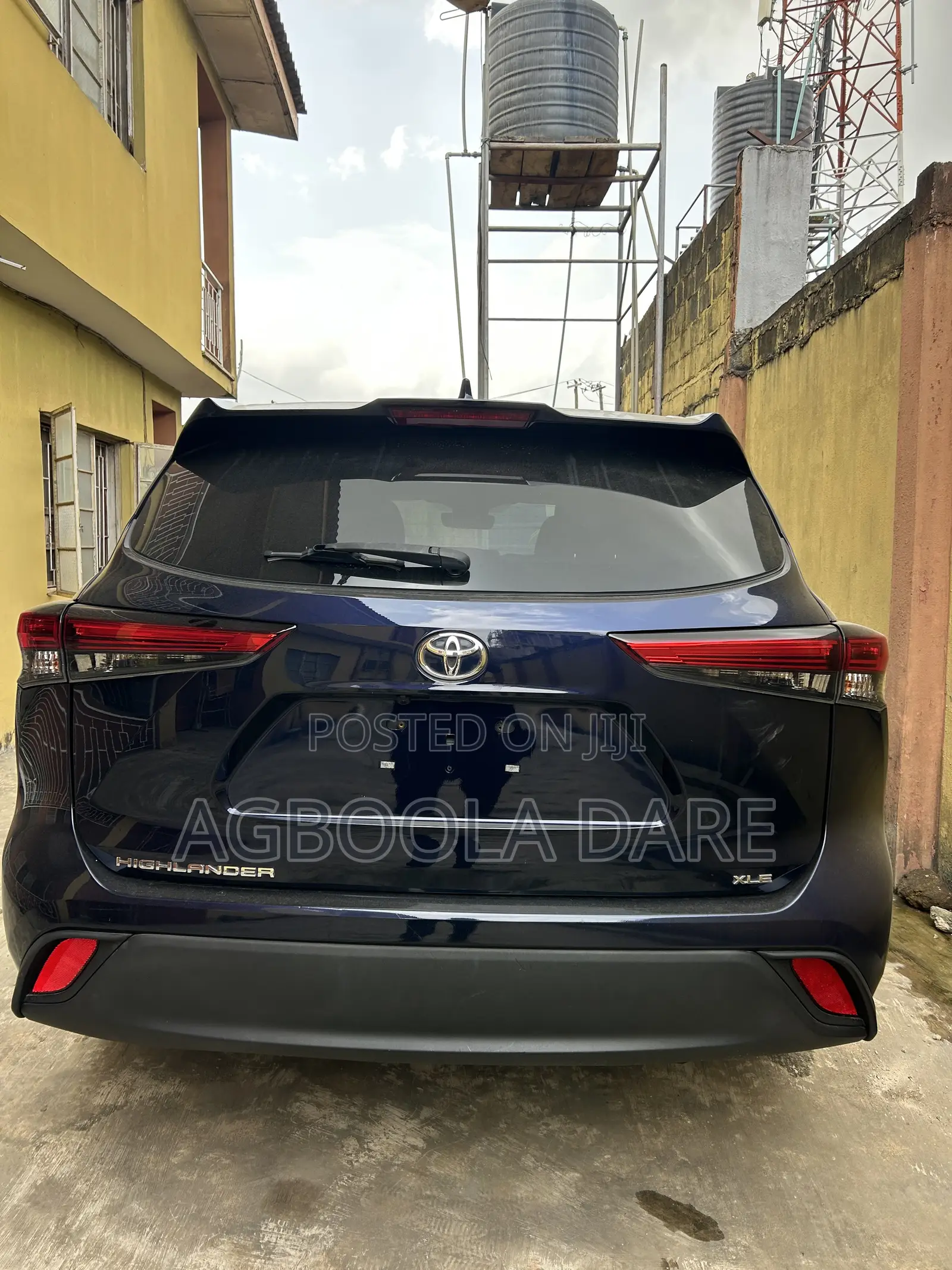 Toyota Highlander XLE 2021 Blue