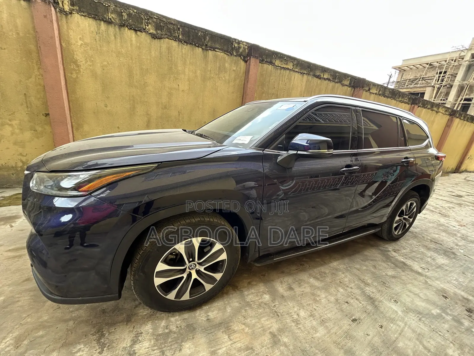 Toyota Highlander XLE 2021 Blue