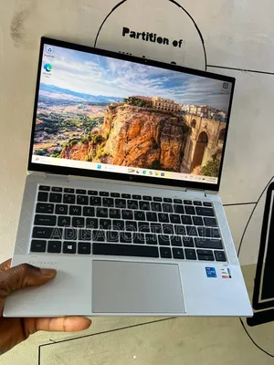 Laptop HP EliteBook x360 1030 G8 16GB Intel Core i5 SSD 512GB