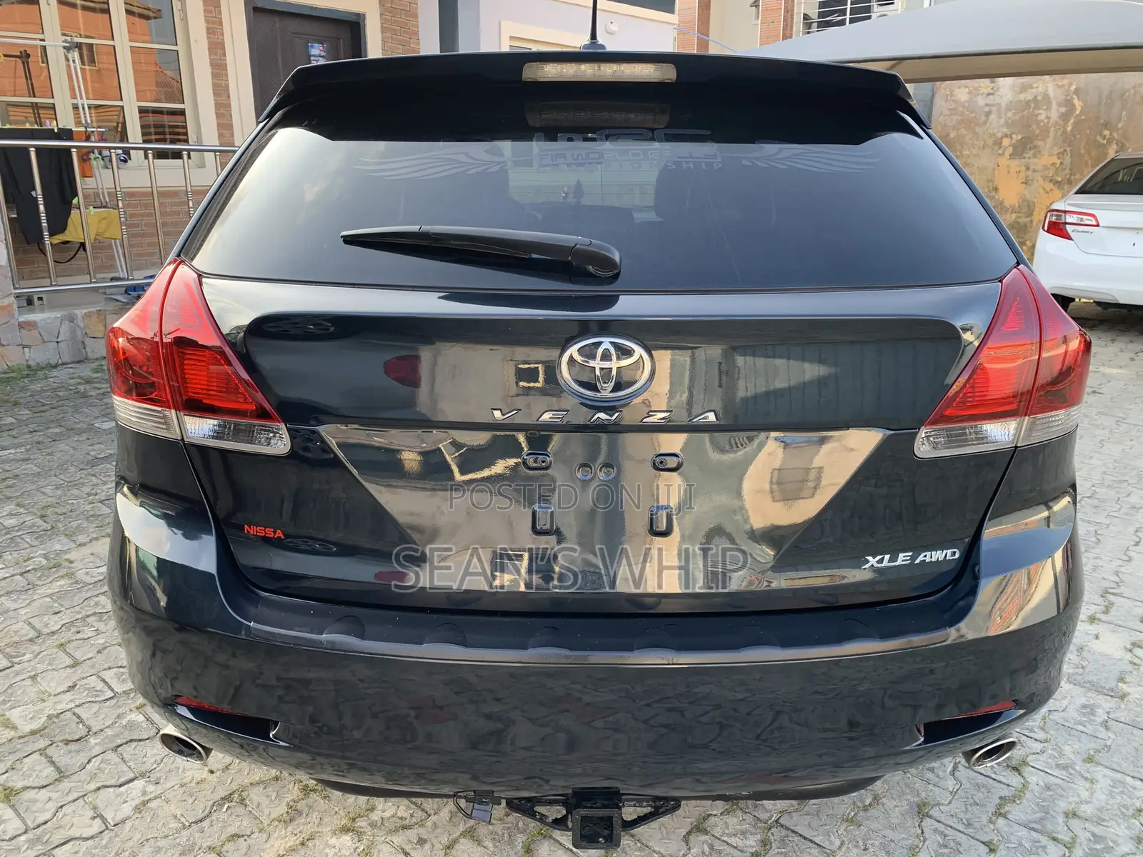 Toyota Venza XLE 2016 Black