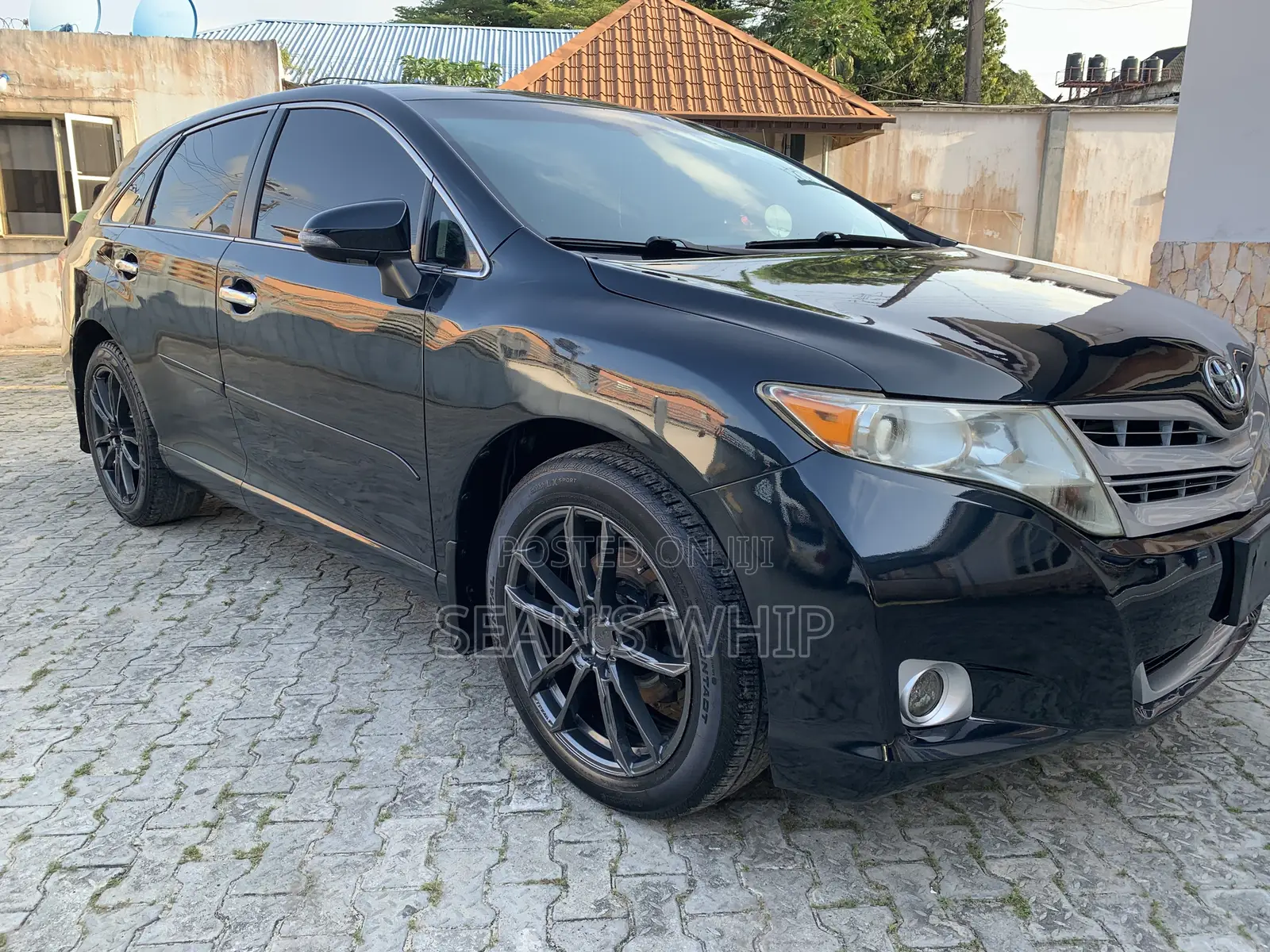 Toyota Venza XLE 2016 Black