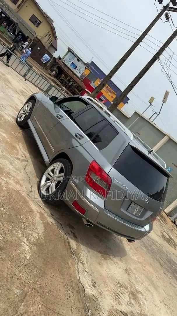 Mercedes-Benz GLK-Class 2010 Gray