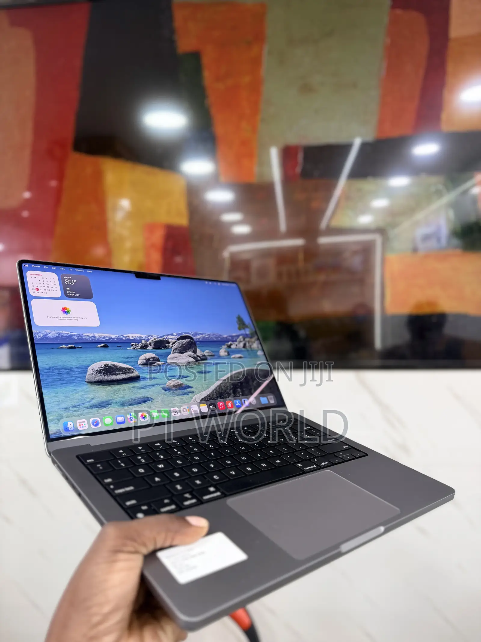 Laptop Apple MacBook Pro 2023 M2 Pro 16GB Apple M2 SSD 512GB
