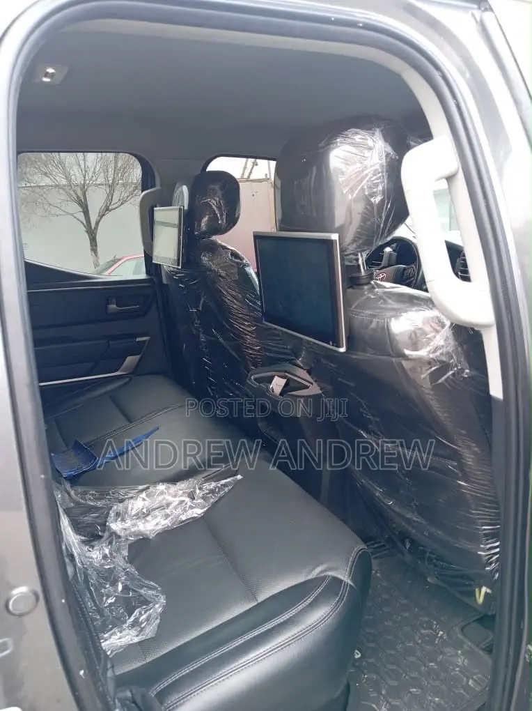 Toyota Highlander 2022 Gray