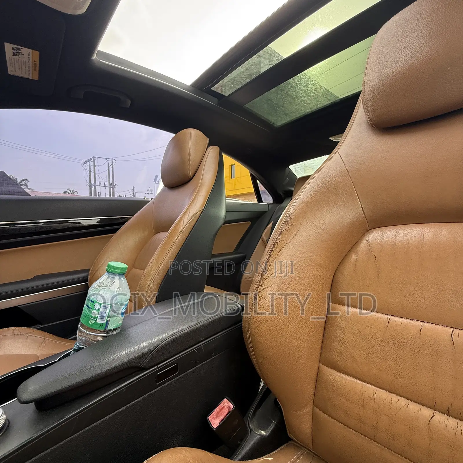 Mercedes-Benz E350 Base 2dr Coupe RWD (3.5L 6cyl 7A) 2011 Red