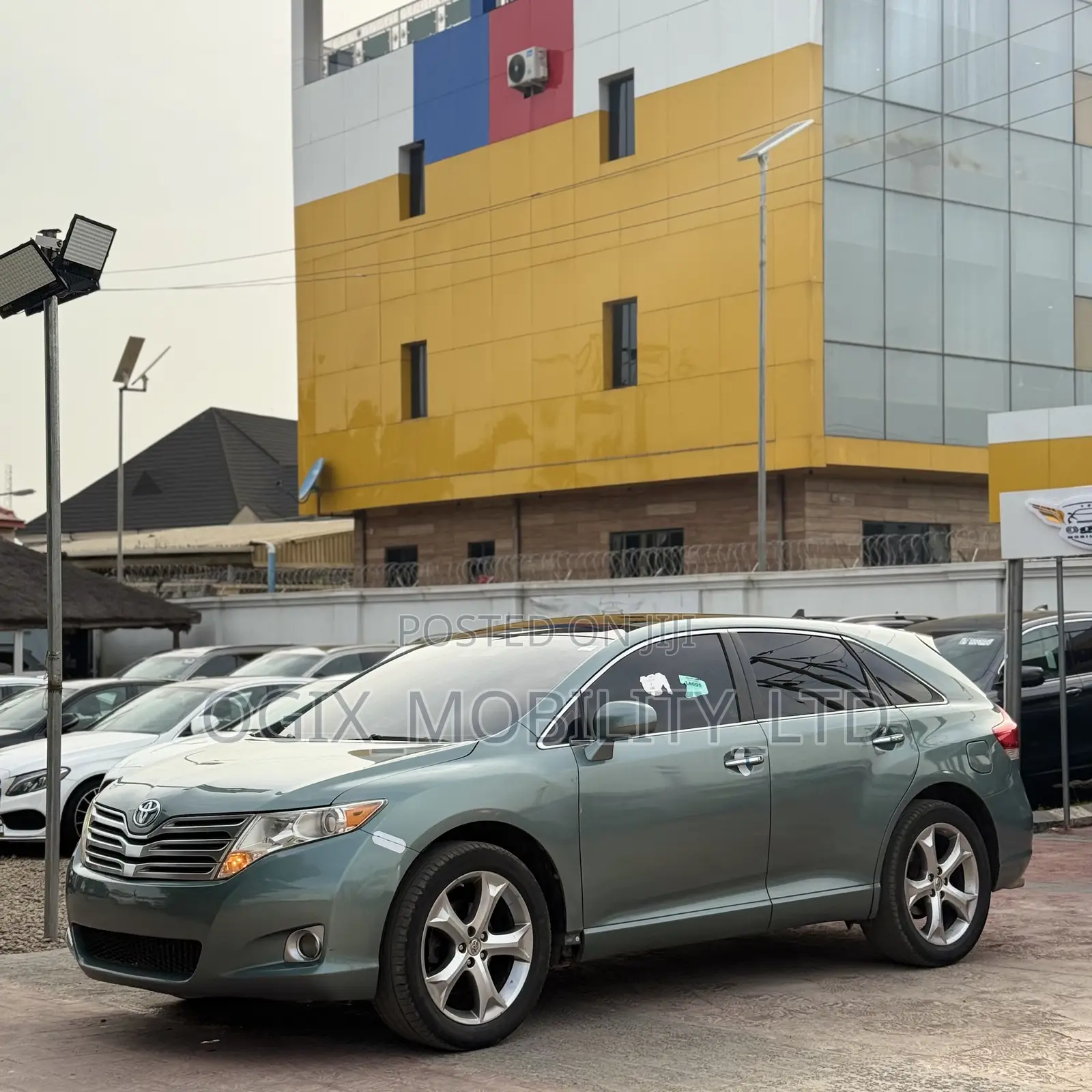 Toyota Venza AWD 2010 Green