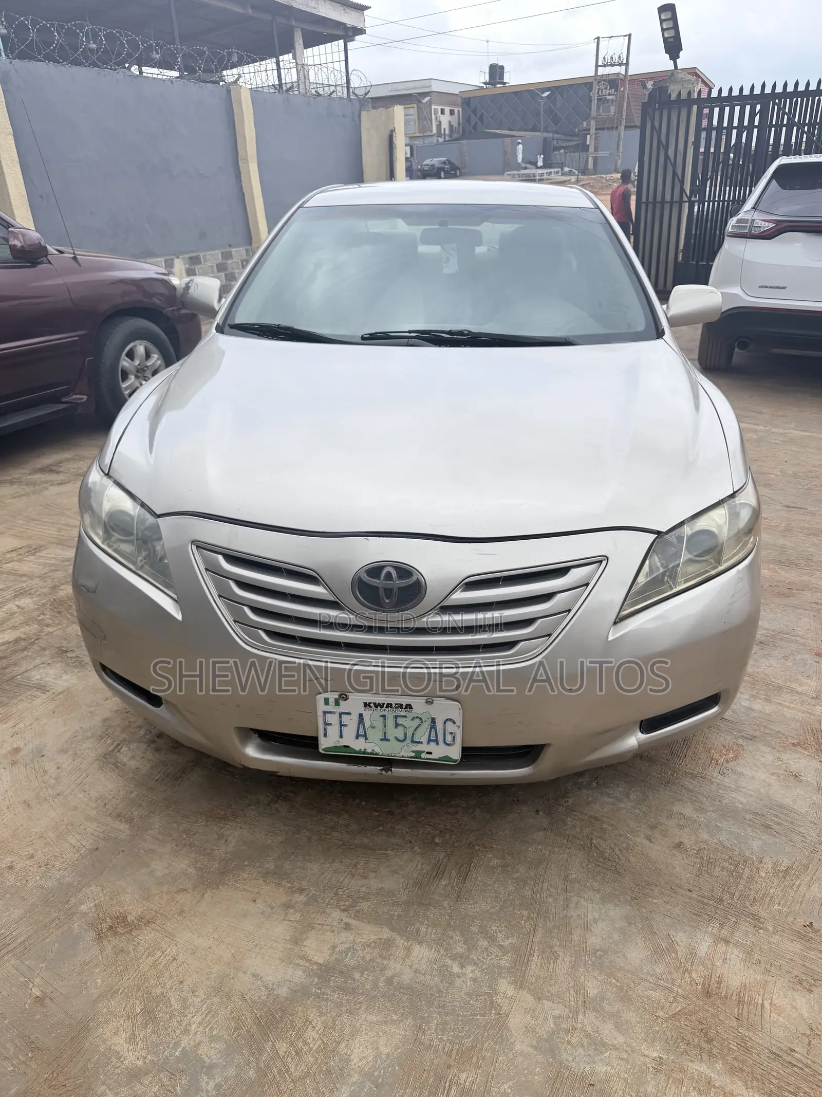 Toyota Camry 2008 Gold