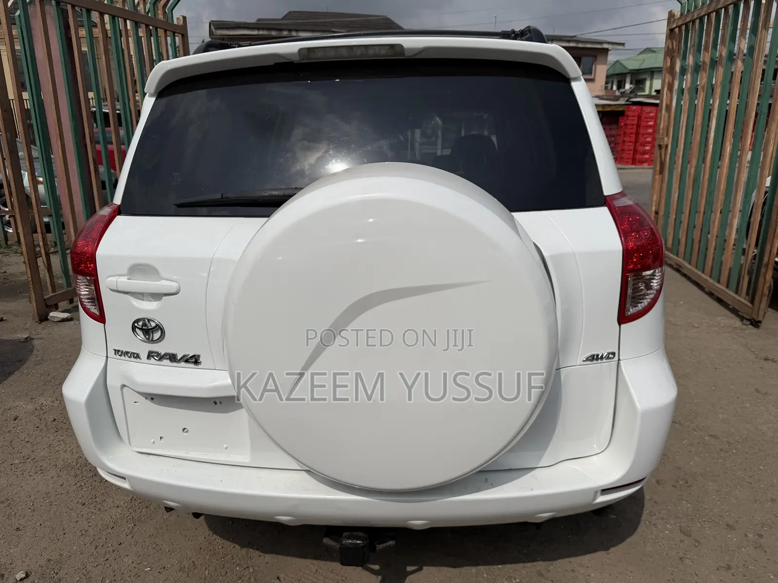 Toyota RAV4 Limited 4dr SUV AWD (2.5L 4cyl 6A) 2014 White