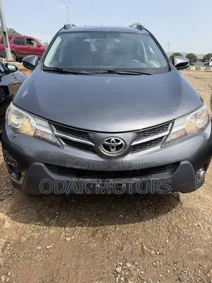 Toyota RAV4 LE AWD (2.5L 4cyl 6A) 2013 Gray