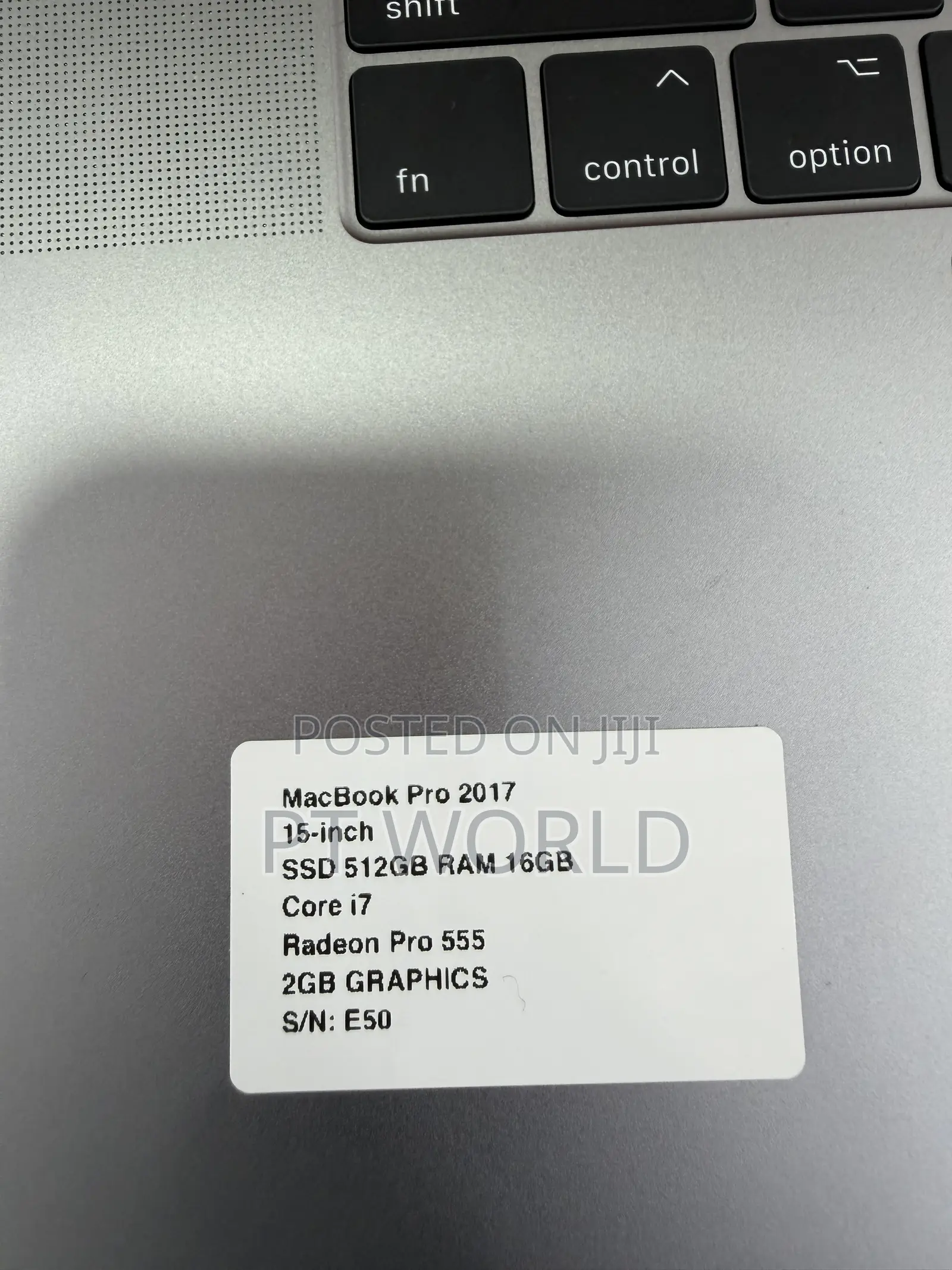 Laptop Apple MacBook Pro 2017 16GB Intel Core i7 SSD 512GB
