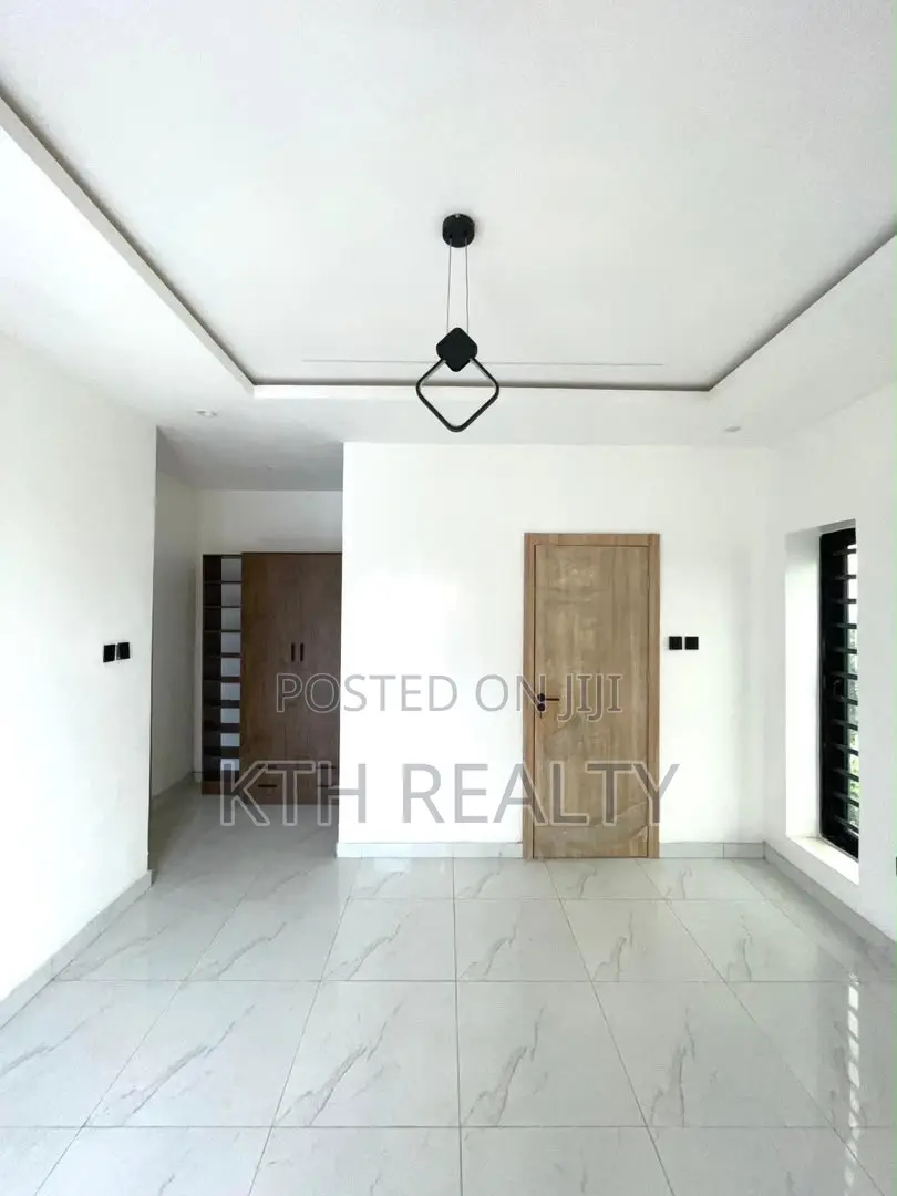 2bdrm Apartment in Ologolo for rent