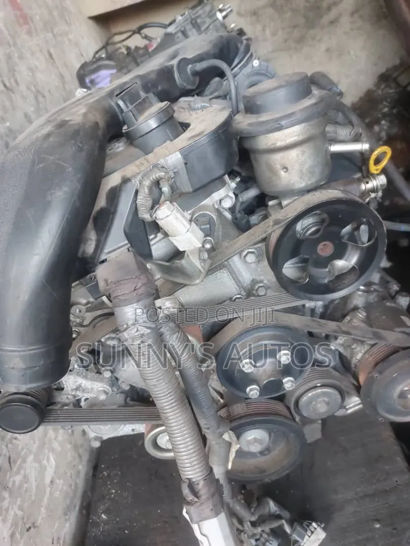 Toyota Land Cruiser Prado Engine 2014.