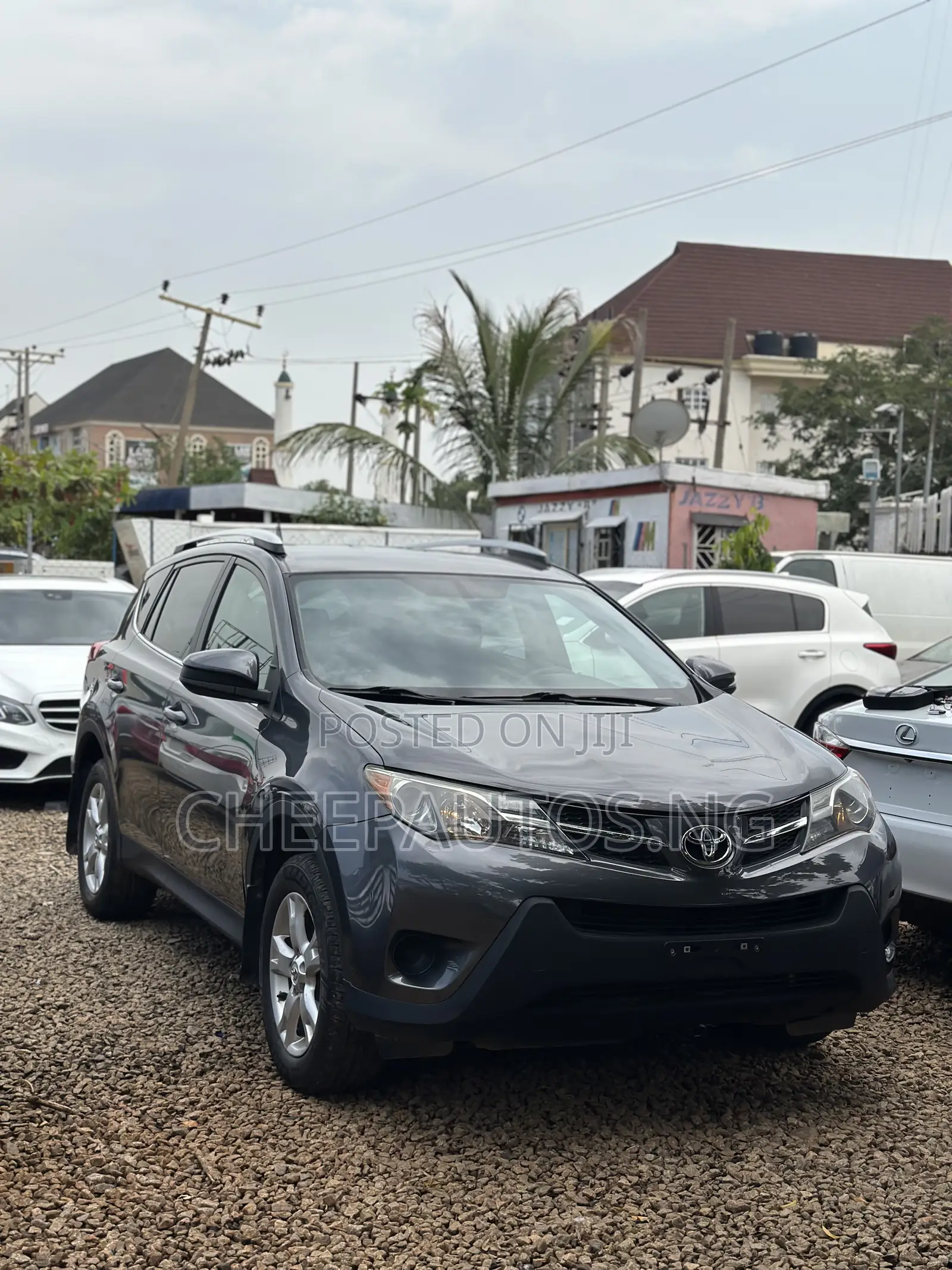 Toyota RAV4 LE AWD (2.5L 4cyl 6A) 2013 Gray