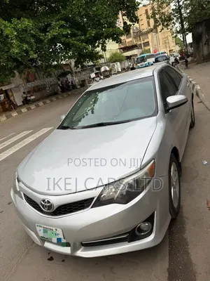 Toyota Camry 2013 Silver