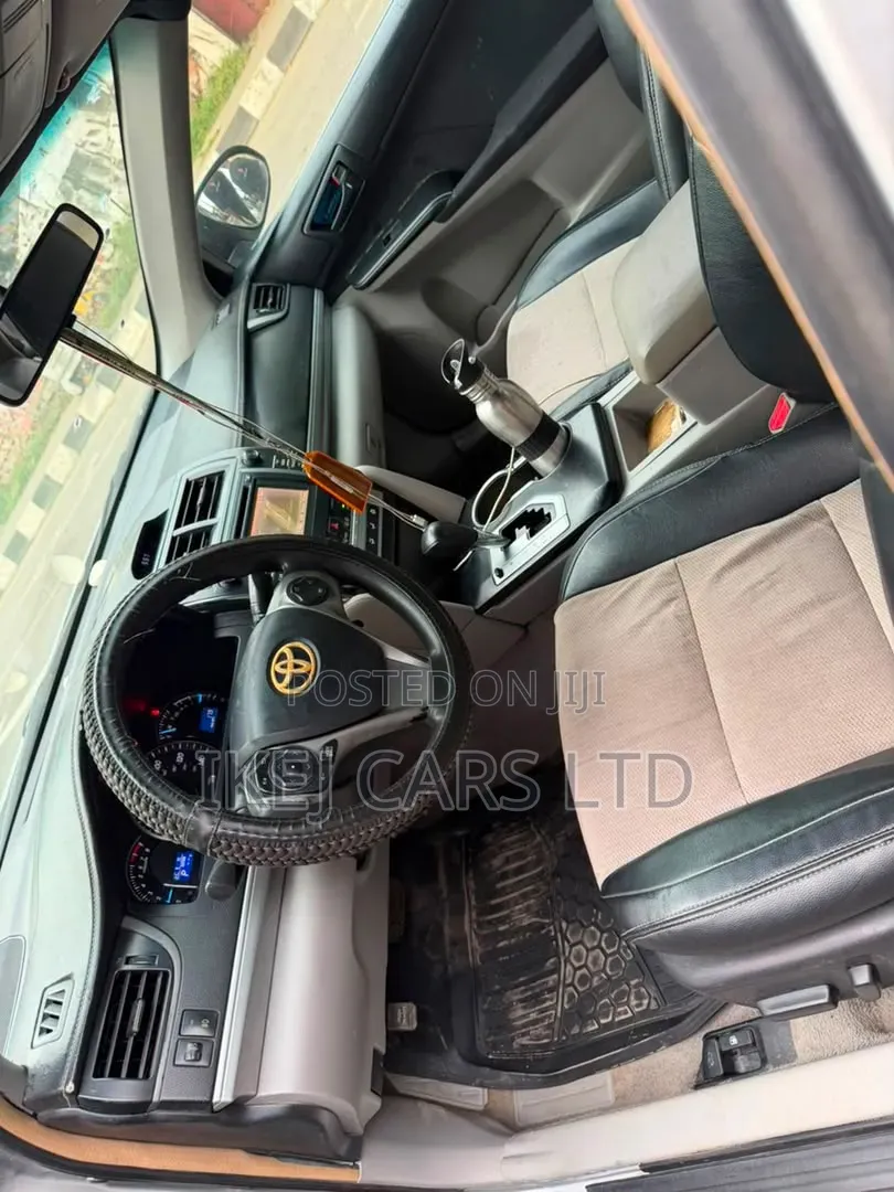 Toyota Camry 2013 Silver