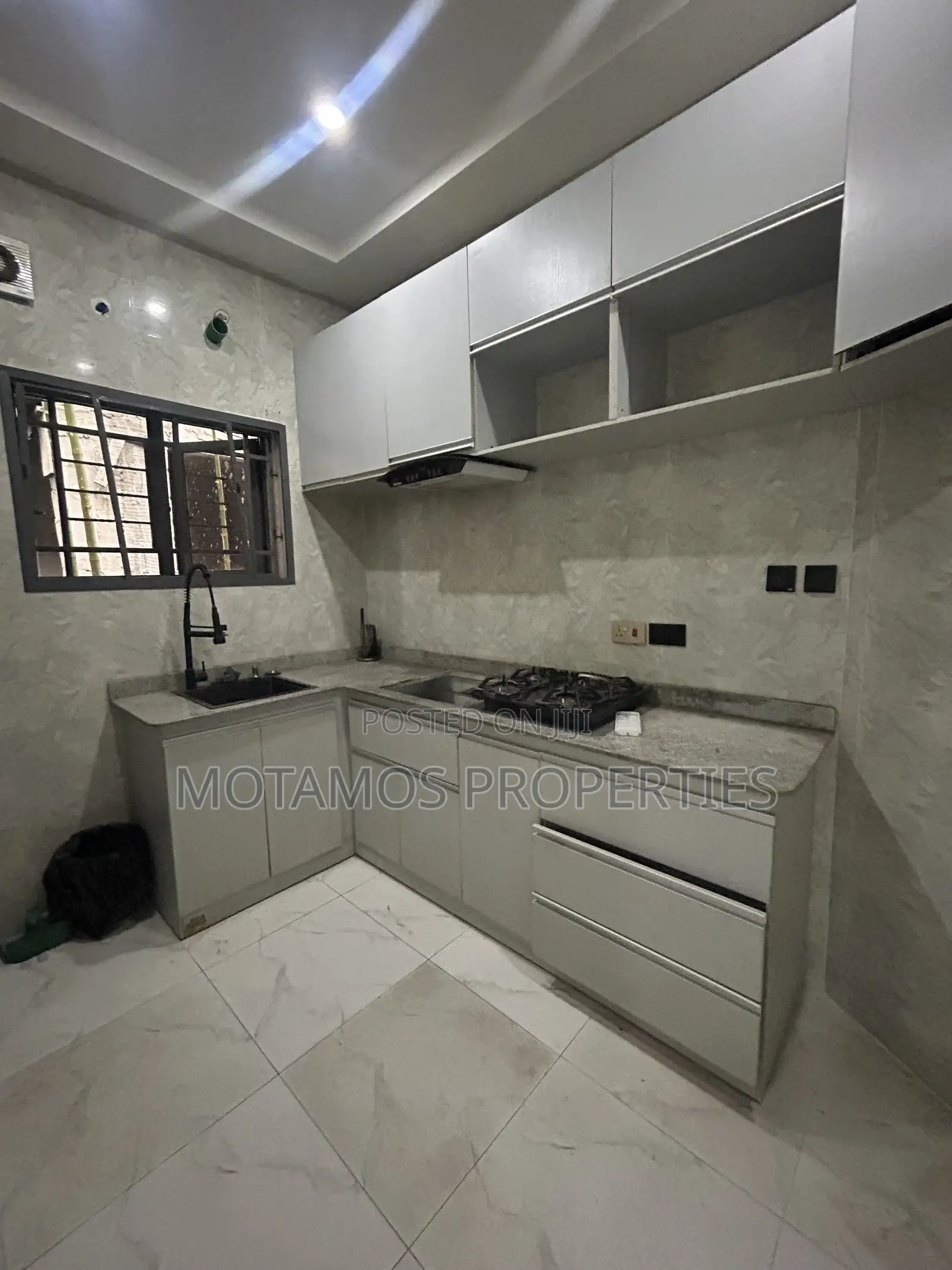 2bdrm Block of Flats in GRA Phase 3 / Port-Harcourt for rent