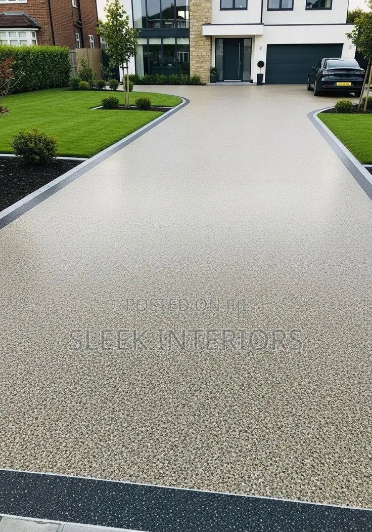 Mordern Resin Driveway