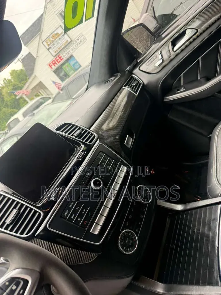 Mercedes-Benz GLE-Class AMG GLE 63 4MATIC 2018 White