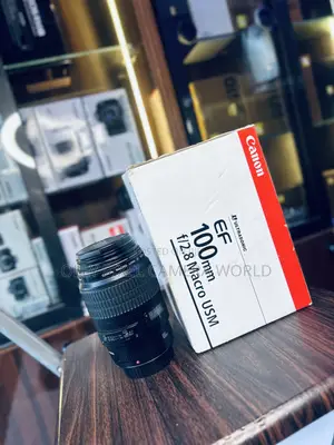 Canon 100mm F2.8 Usm